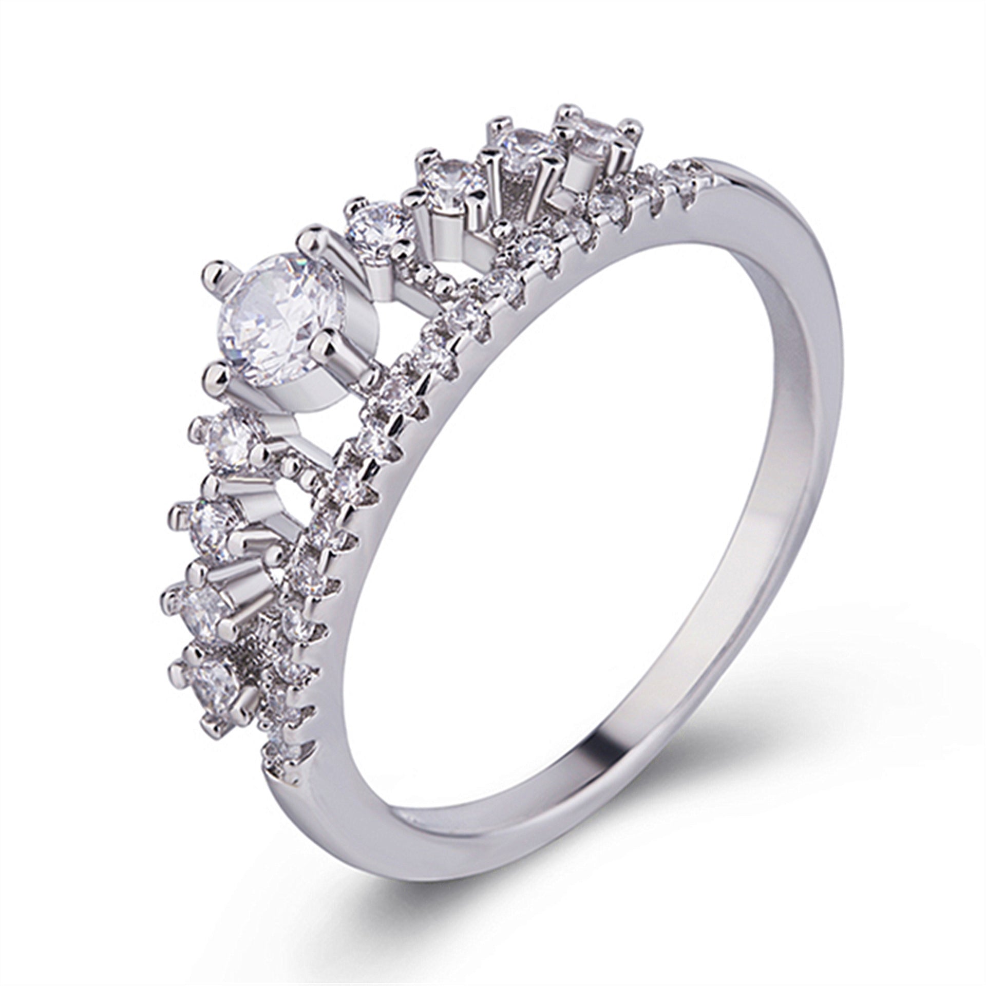 Ideal for wedding rings, this European and American style design is timeless.