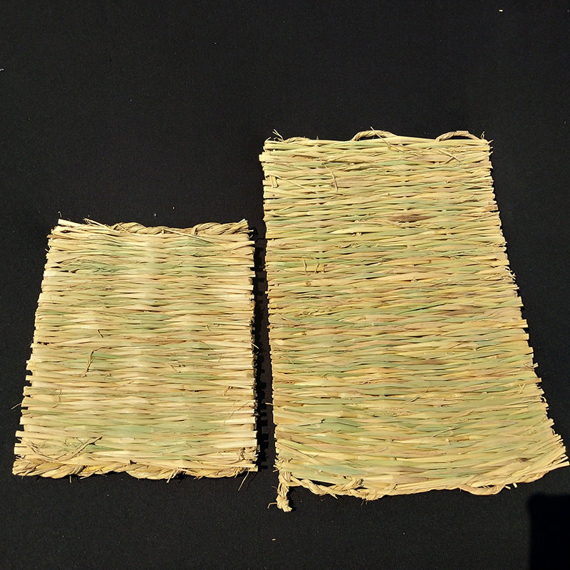 Durable hand-woven straw mat for rodents and small pets.