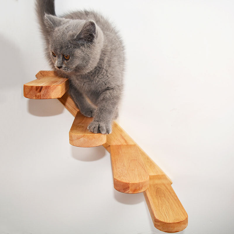 Encourages your cat's natural climbing instincts.