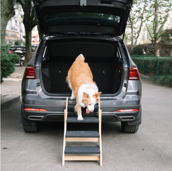 Foldable wooden stairs, easy to store and use.